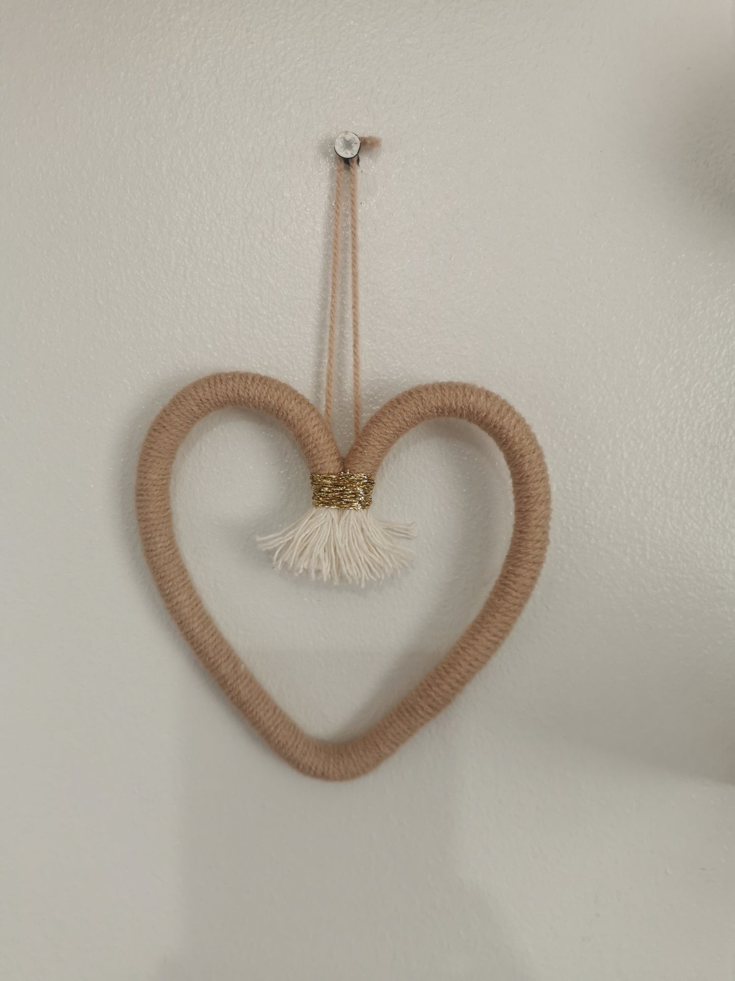 Macrame heart wall hanging decoration, nursery decor, boho wall hanging decoration, kids bedroom decor, gender neutral decor