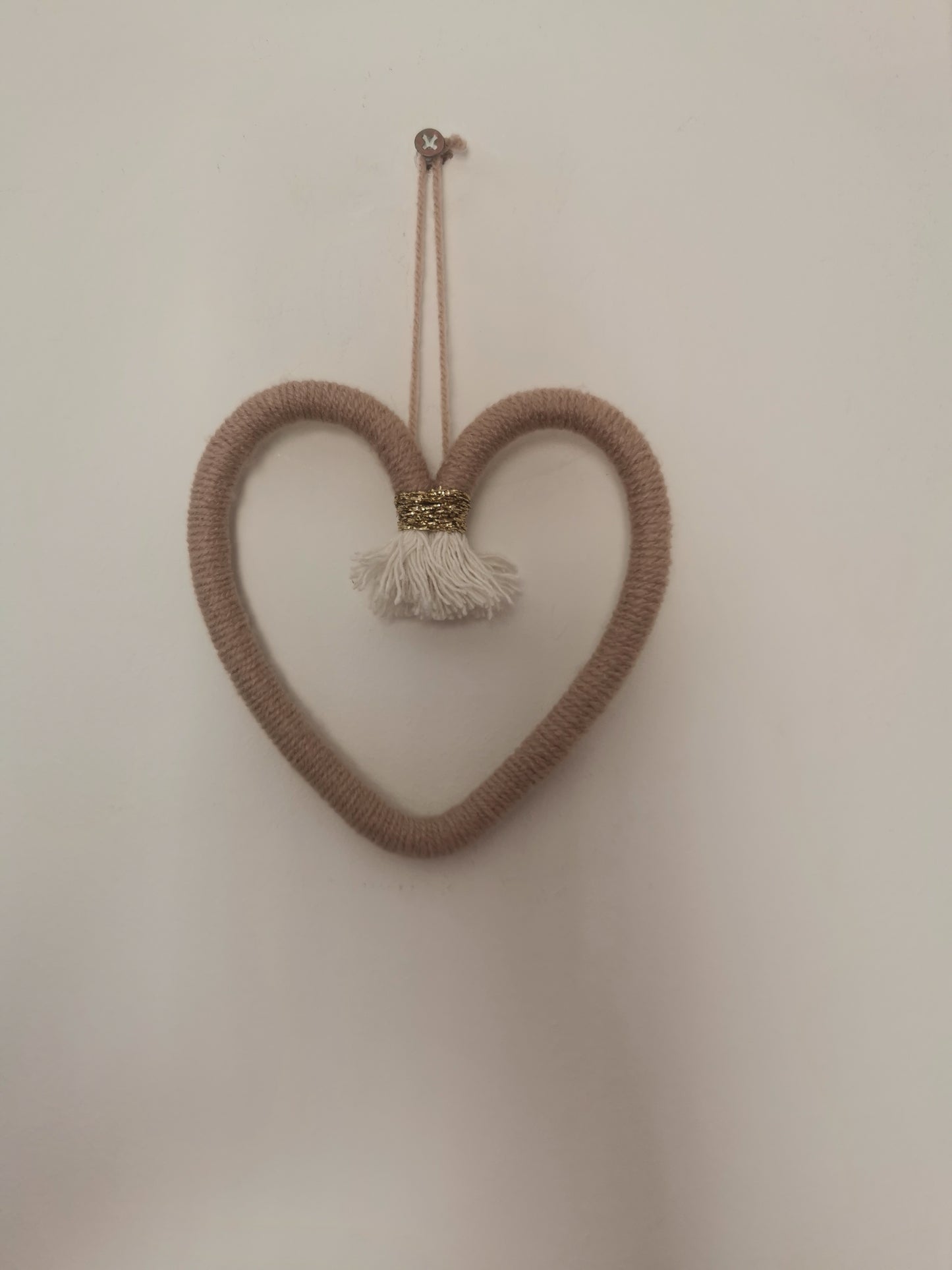 Macrame heart wall hanging decoration, nursery decor, boho wall hanging decoration, kids bedroom decor, gender neutral decor