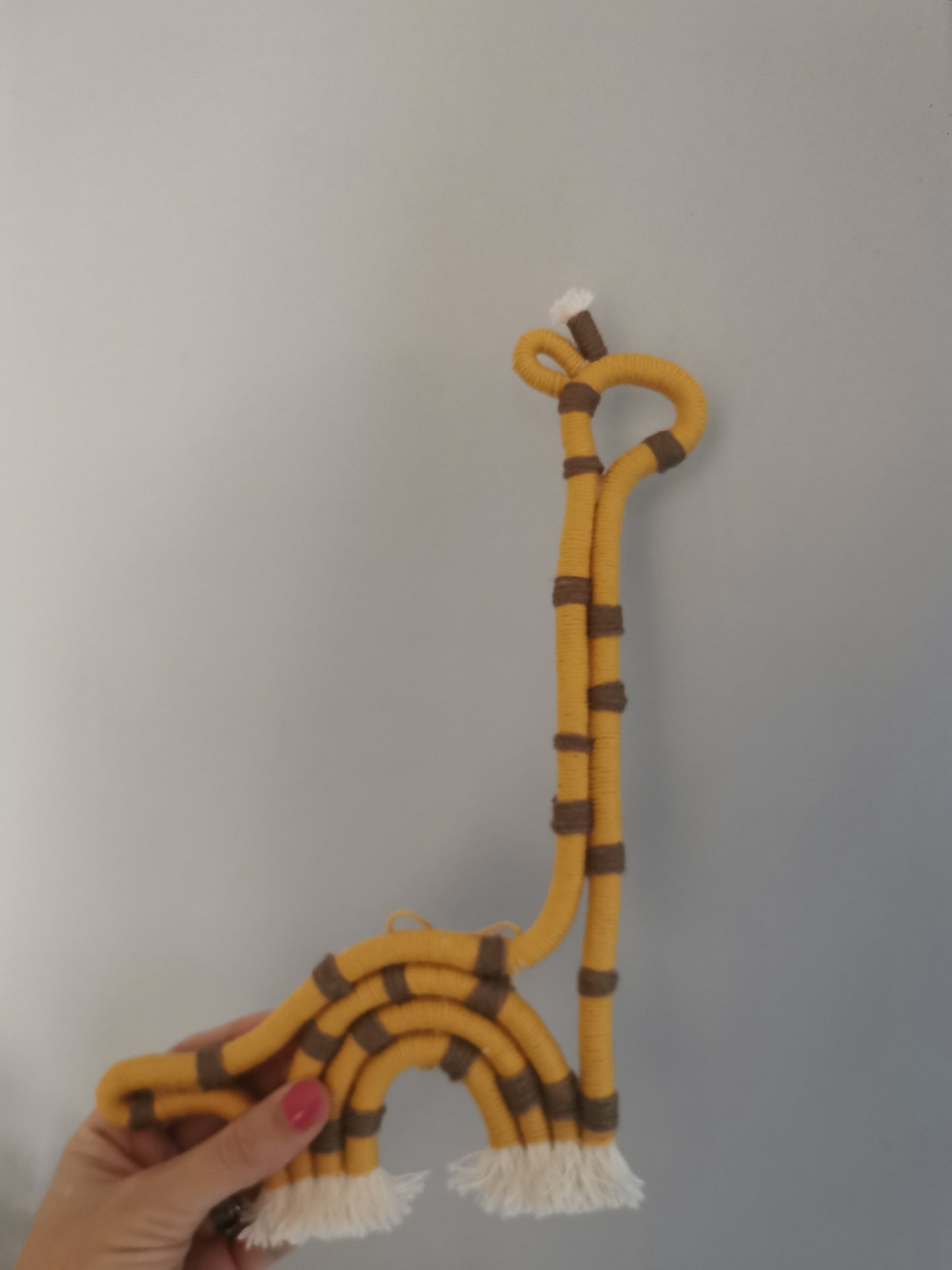 Giraffe wall hanging decoration, macrame giraffe, animal safari decor, giraffe wall art