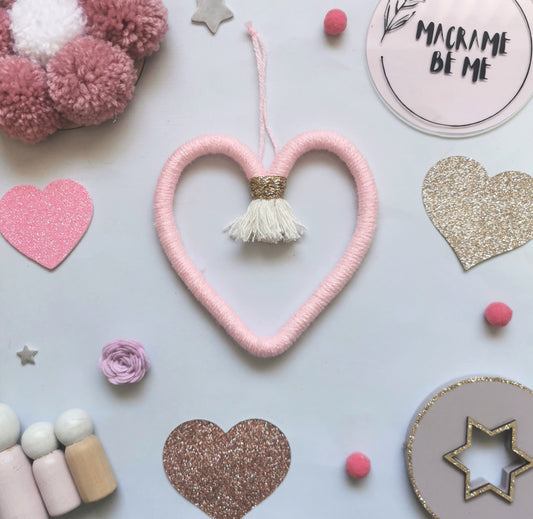 Macrame heart wall hanging decoration, nursery decor, boho wall hanging decoration, girls bedroom decor, pink decor