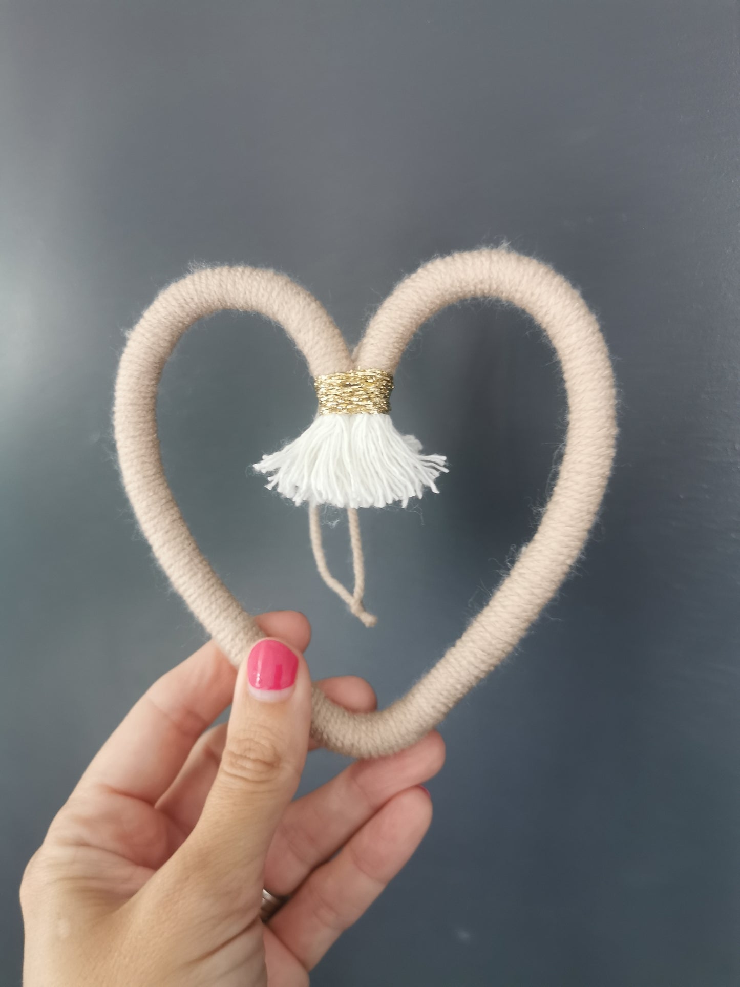 Macrame heart wall hanging decoration, nursery decor, boho wall hanging decoration, kids bedroom decor, gender neutral decor