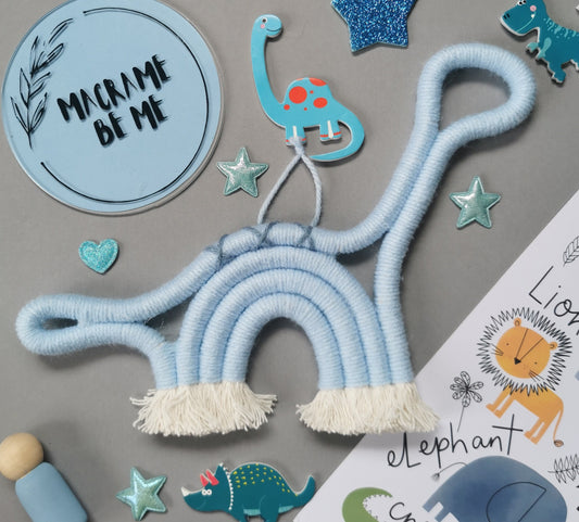 Macrame dinosaur wall hanging decoration, nursery decor, blue rainbow dinosaur, boho wall hanging decor, boys nursery decor, blue decor,